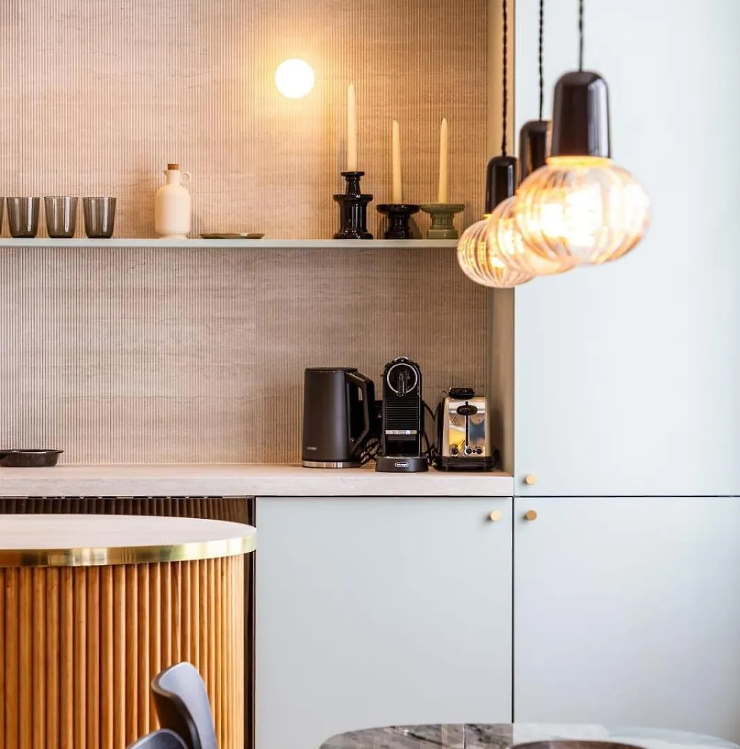 Habitat Parisien - Madeleine Galeries Lafayette Apartment